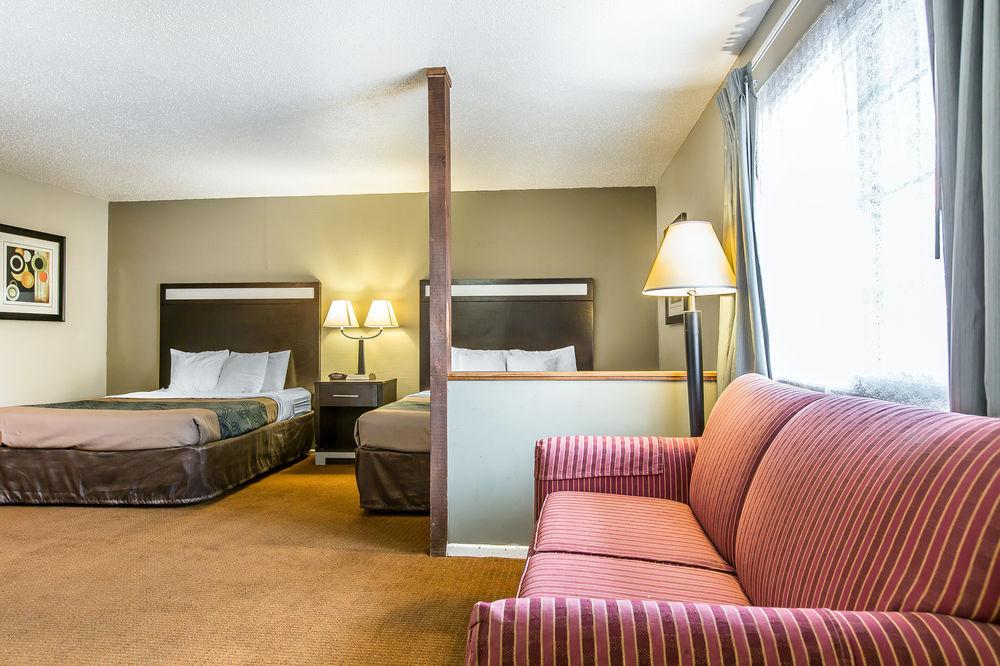 Econo Lodge Inn & Suites Вайріка Екстер'єр фото