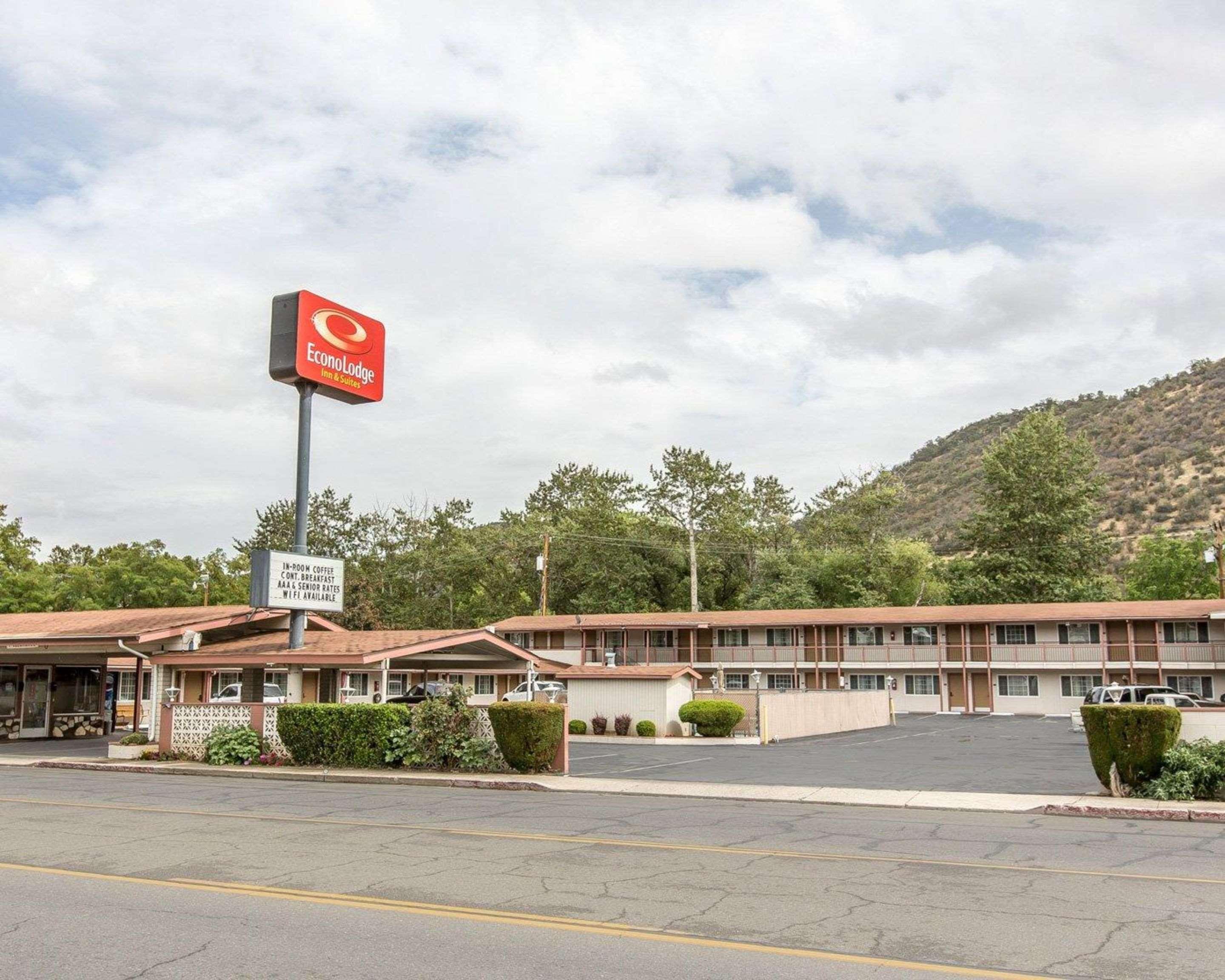 Econo Lodge Inn & Suites Вайріка Екстер'єр фото