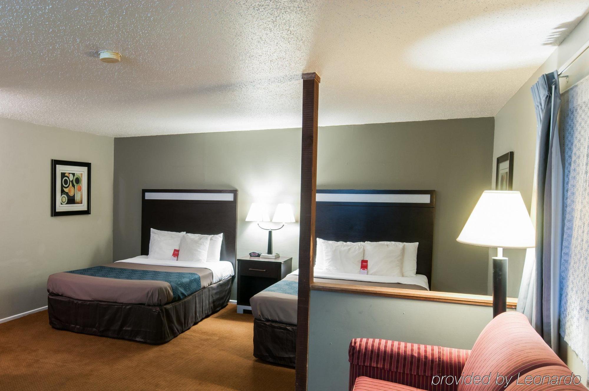 Econo Lodge Inn & Suites Вайріка Екстер'єр фото